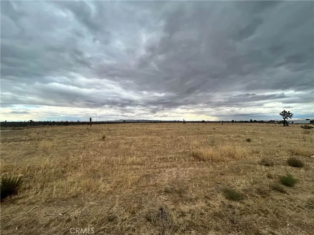 6550 Palmdale Road, Phelan, CA — listing photo 1