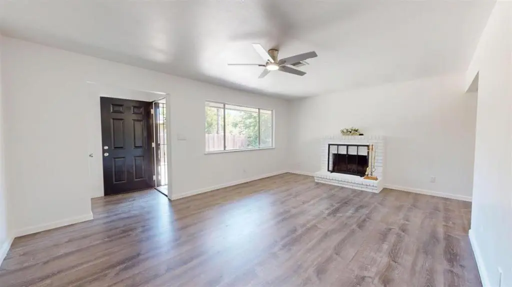 2501 Bahia Way, Modesto, CA — listing photo 1