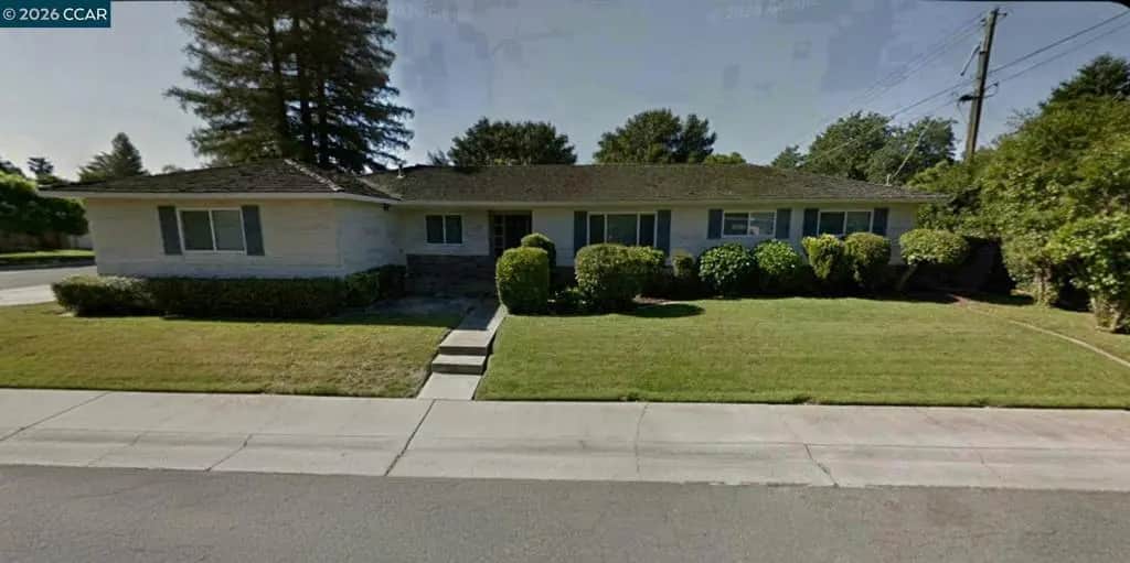 4400 Rio Tinto, Sacramento, CA — listing photo 1