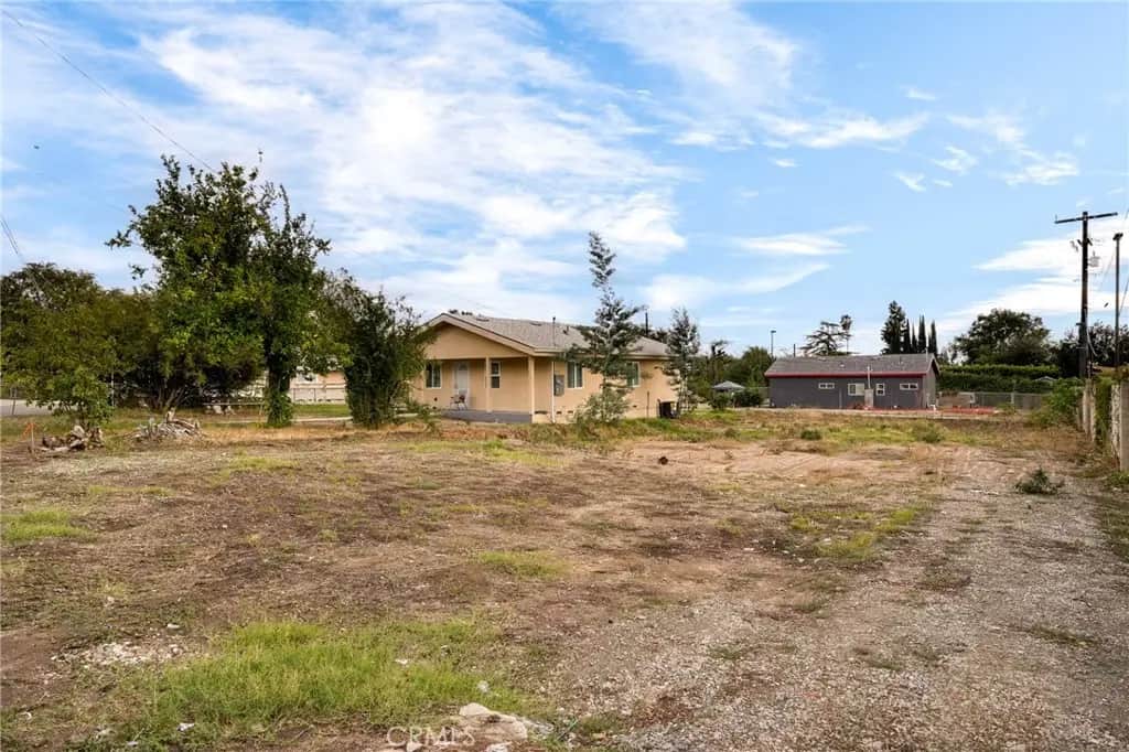 390 Figueroa Drive, Altadena, CA — listing photo 1