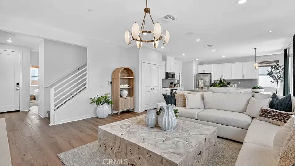 36586 Altisma Drive, Winchester, CA — listing photo 1
