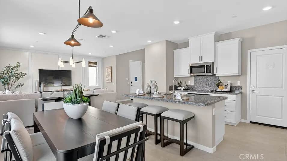 36598 Altisma Drive, Winchester, CA — listing photo 1