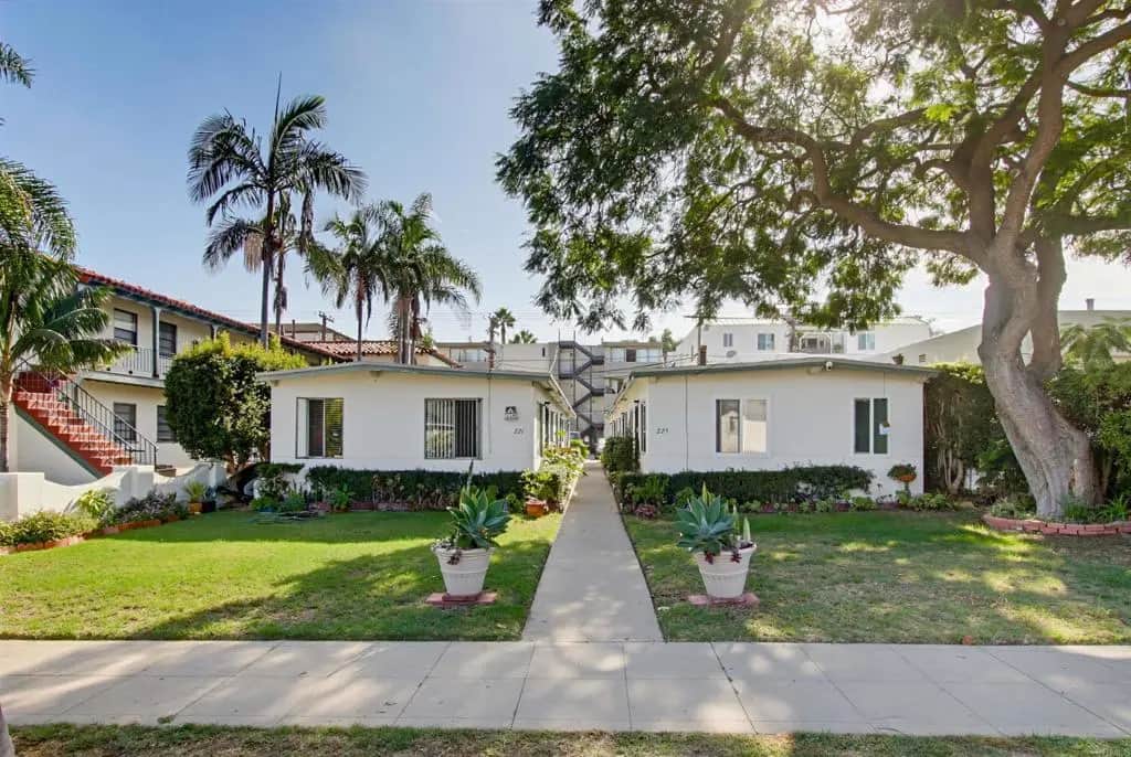 221 D Avenue Avenue, Coronado, CA — listing photo 1