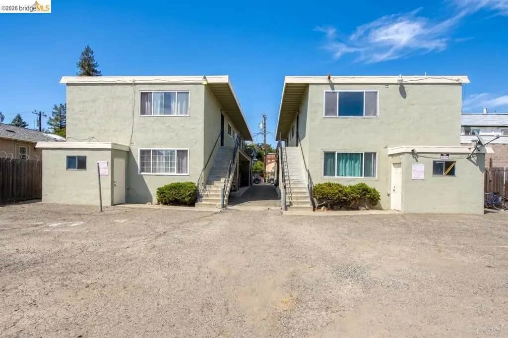 3057 Blossom St, Oakland, CA — listing photo 1