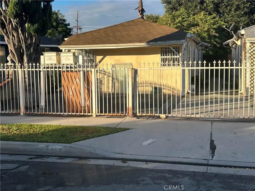 13123 S Penrose, Compton, CA — listing photo 1