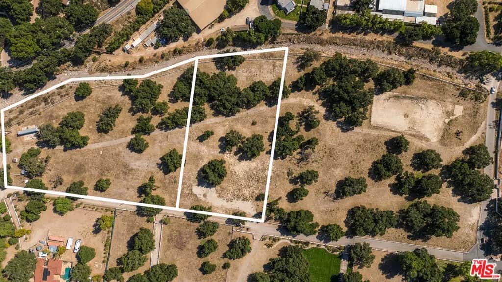 27006 Tannahill Avenue, Canyon Country, CA — listing photo 1