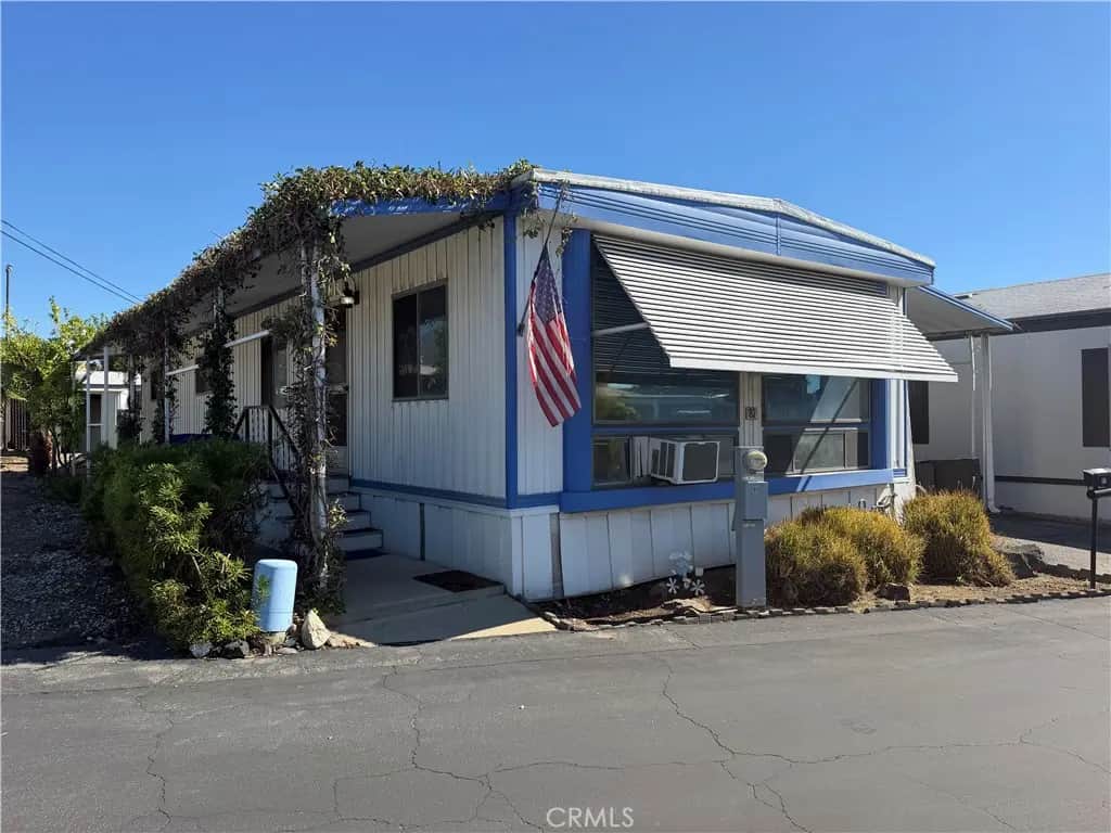 301 E.Foothill Blvd Spc.81, Pomona, CA — listing photo 1