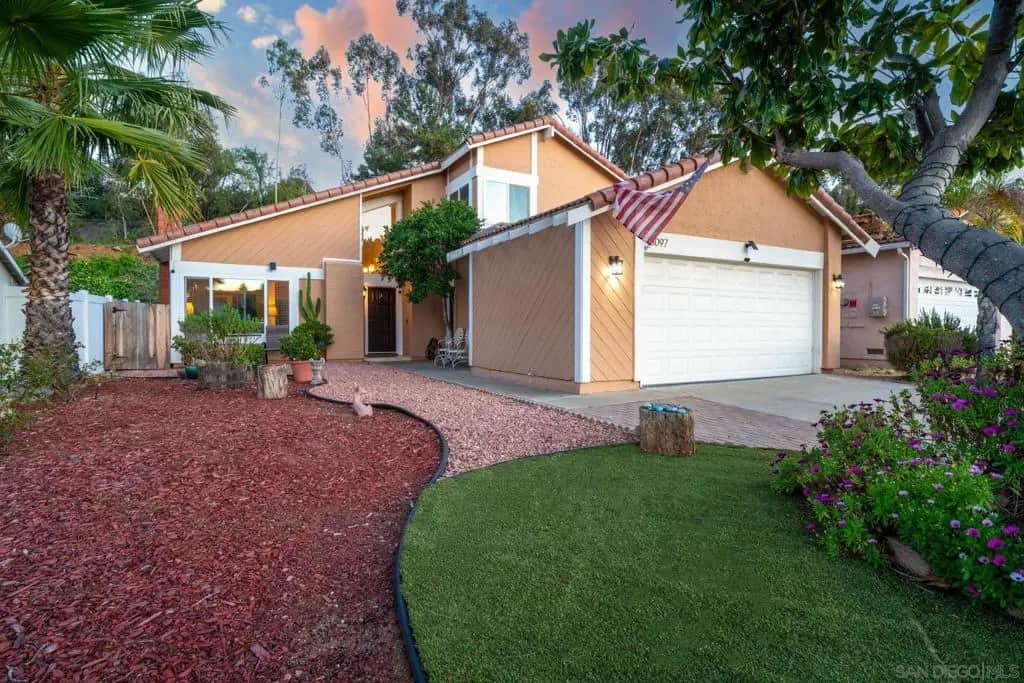 18097 Valladares, San Diego, CA — listing photo 1