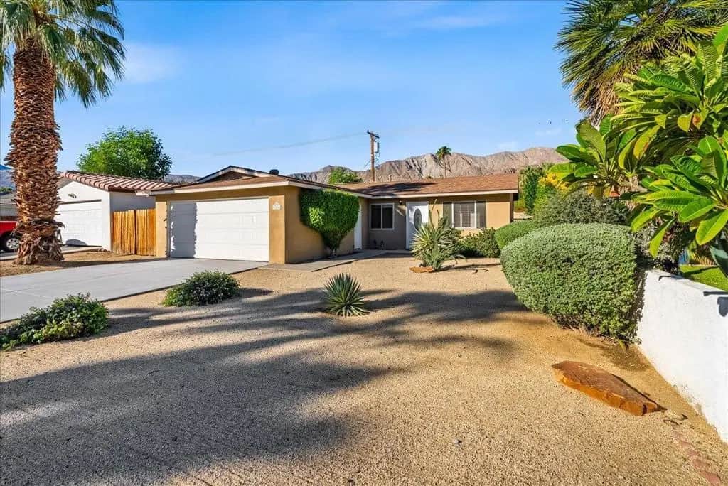 52111 Avenida Navarro, La Quinta, CA — listing photo 1