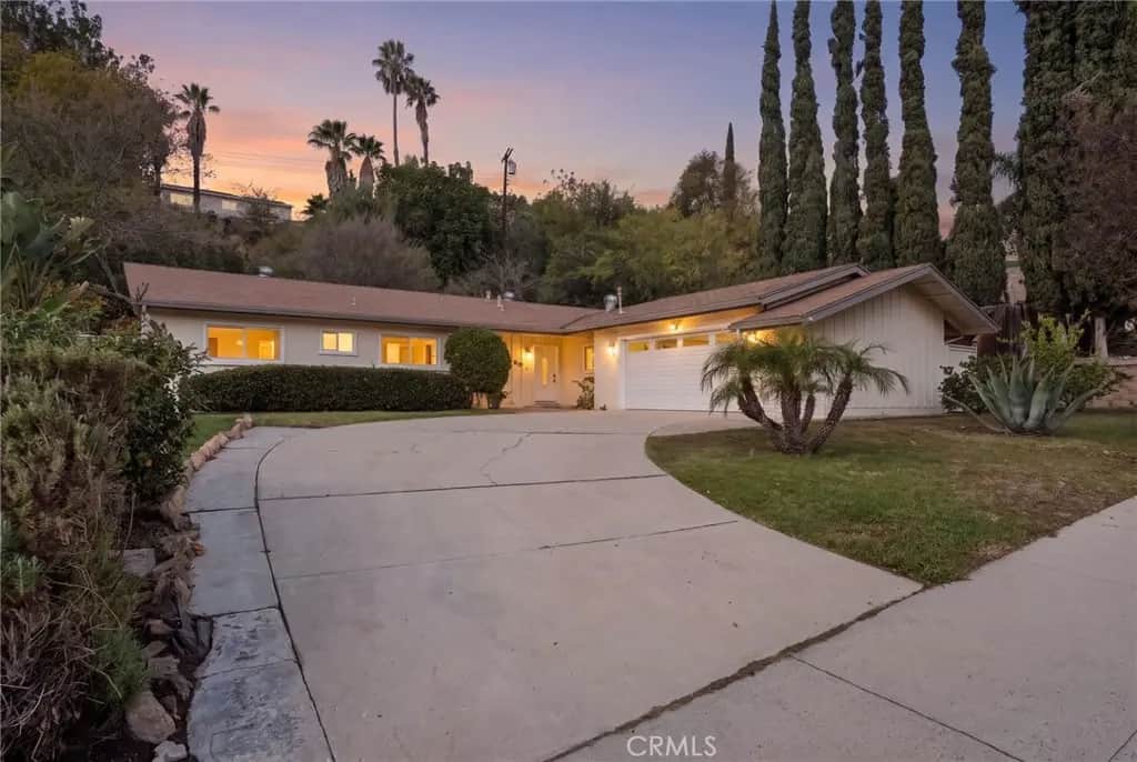 8529 Eatough, West Hills, CA — listing photo 1