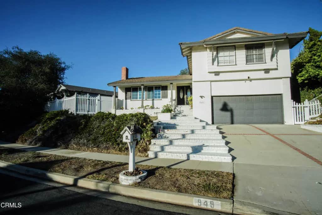 949 Calle Ruiz, Thousand Oaks, CA — listing photo 1