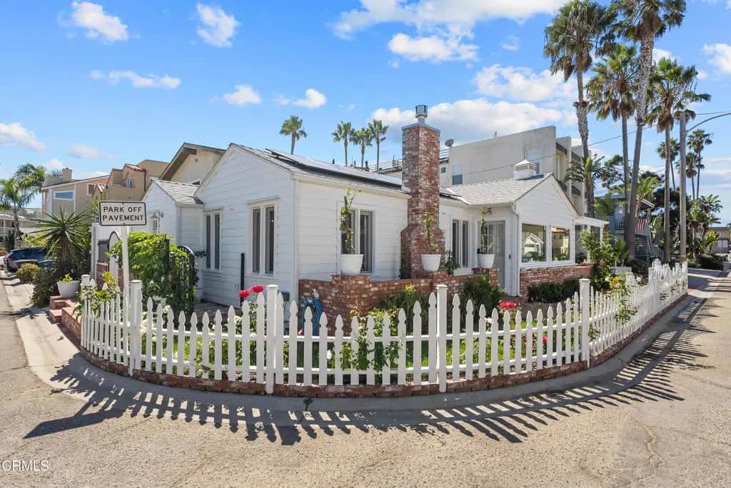 132 Santa Rosa Avenue, Oxnard, CA — listing photo 1