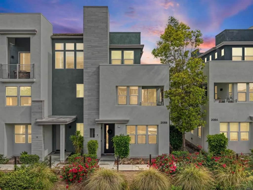 2088 Tango Loop 2, Chula Vista, CA — listing photo 1