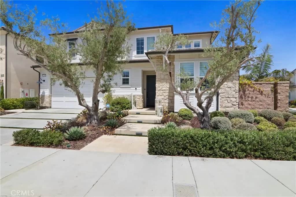 17382 Burrows, Huntington Beach, CA — listing photo 1