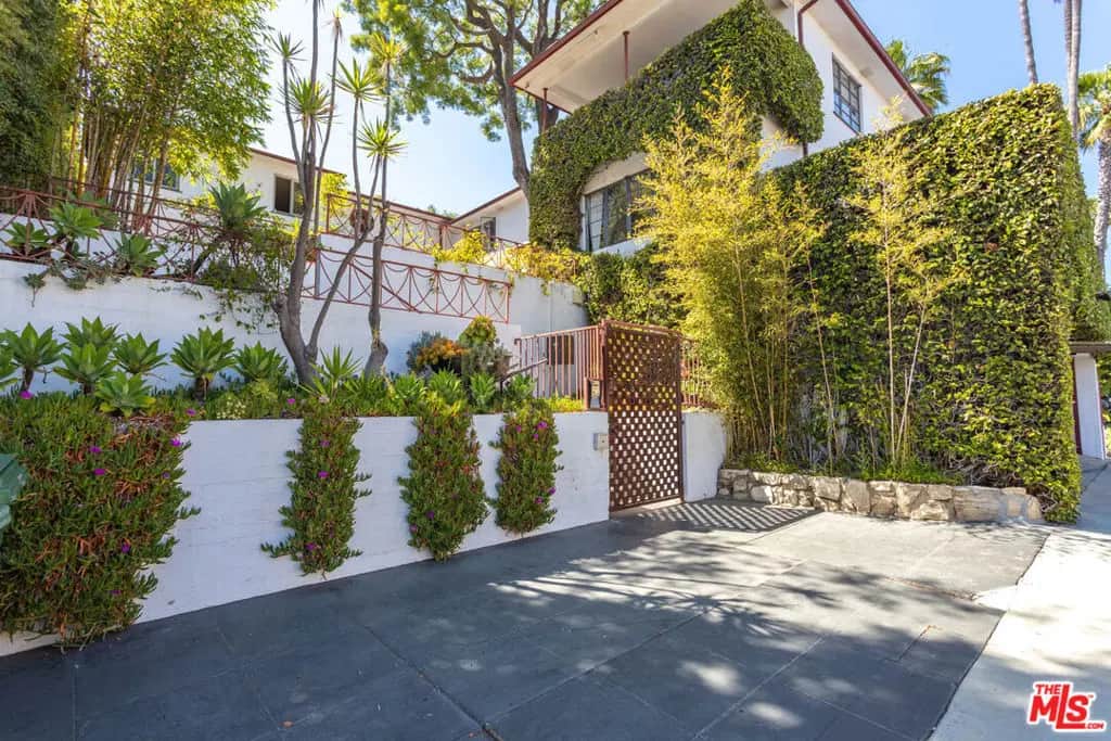 10959 STRATHMORE Drive, Los Angeles, CA — listing photo 1