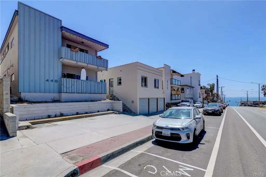 440 Rosecrans Avenue A, Manhattan Beach, CA — listing photo 1