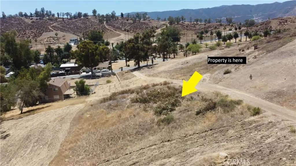 32 Robertson St, Lake Elsinore, CA — listing photo 1