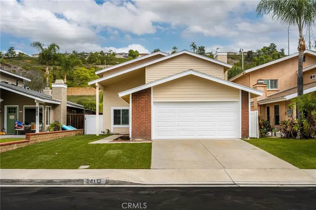 24112 Zancon, Mission Viejo, CA — listing photo 1