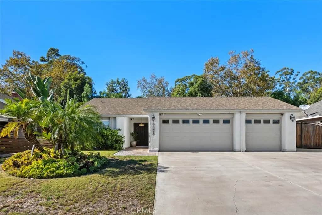 23991 Woodstone, Mission Viejo, CA — listing photo 1