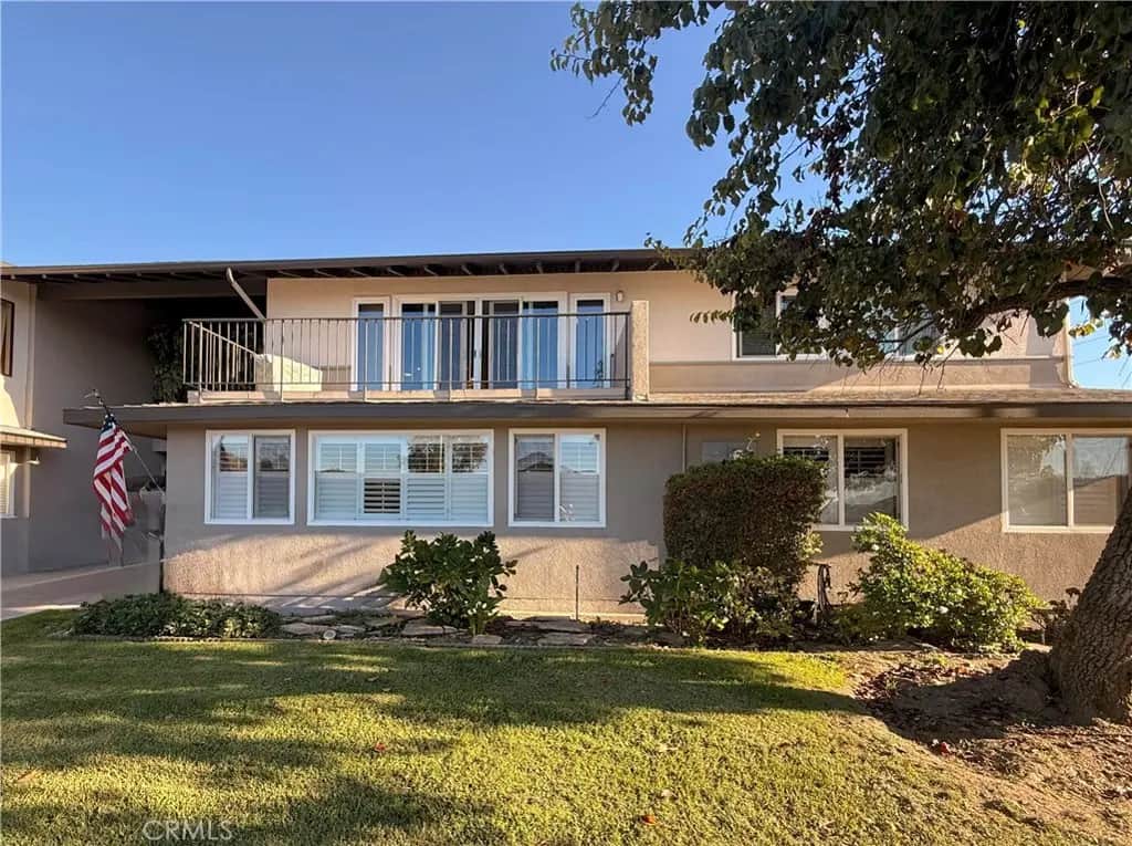1860 McKinney Way 21J, Seal Beach, CA — listing photo 1