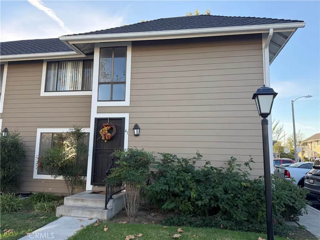 700 W Walnut Ave 41, Orange, CA — listing photo 1