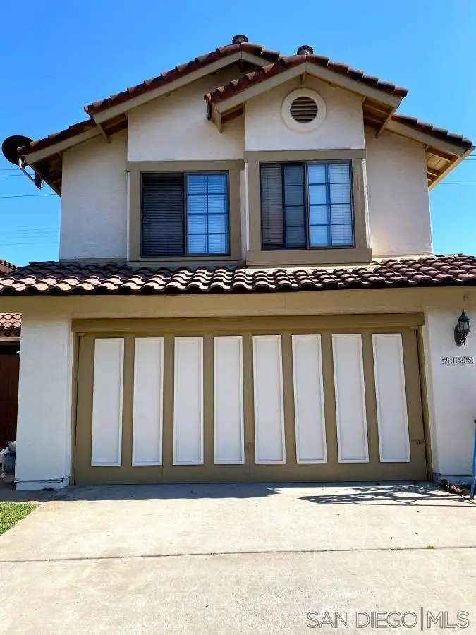 2135 Pueblo Gln, Escondido, CA — listing photo 1
