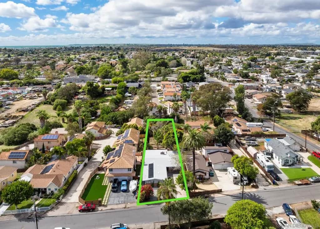 2364 Bonita Street, Lemon Grove, CA — listing photo 1