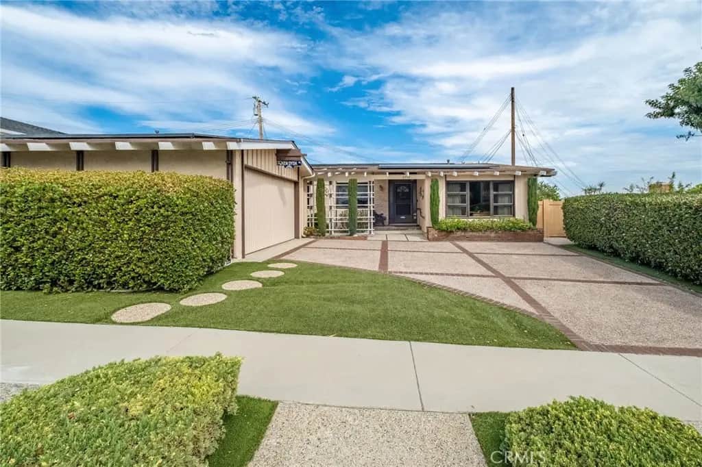5715 Capeswood Drive, Rancho Palos Verdes, CA — listing photo 1