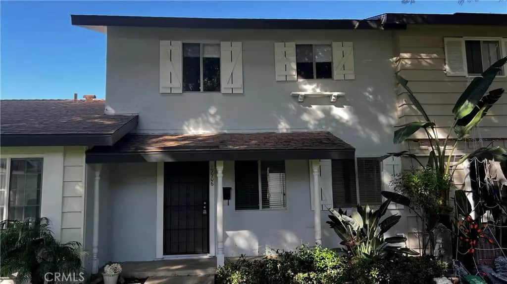 19906 Vermont Lane, Huntington Beach, CA — listing photo 1