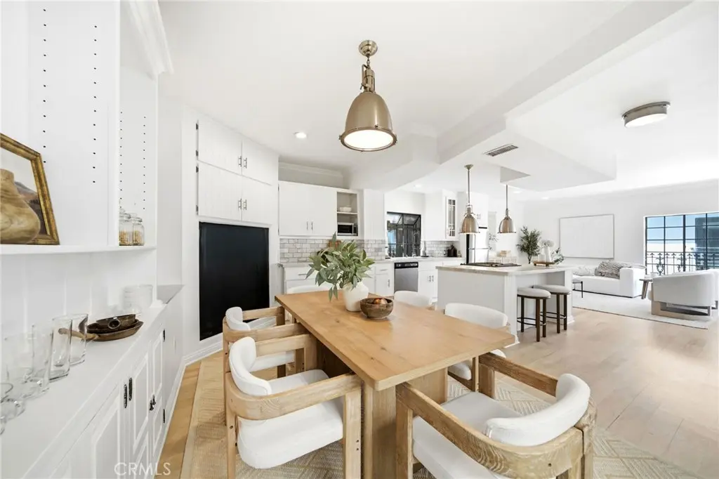 9624 Highland Gorge Drive, Beverly Hills, CA — listing photo 1