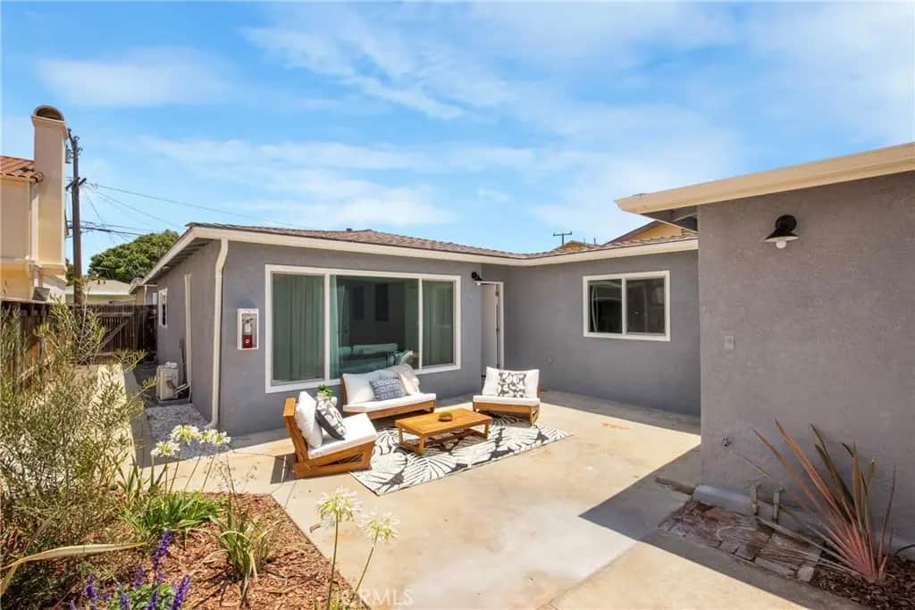 18508 Kingsdale Avenue, Redondo Beach, CA — listing photo 1