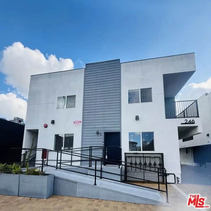 246 N Catalina Street 1, Los Angeles, CA — listing photo 1