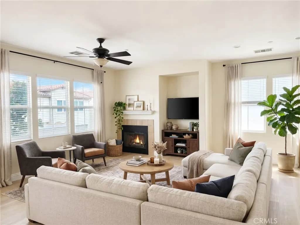 15632 Vista Way 100, Lake Elsinore, CA — listing photo 1
