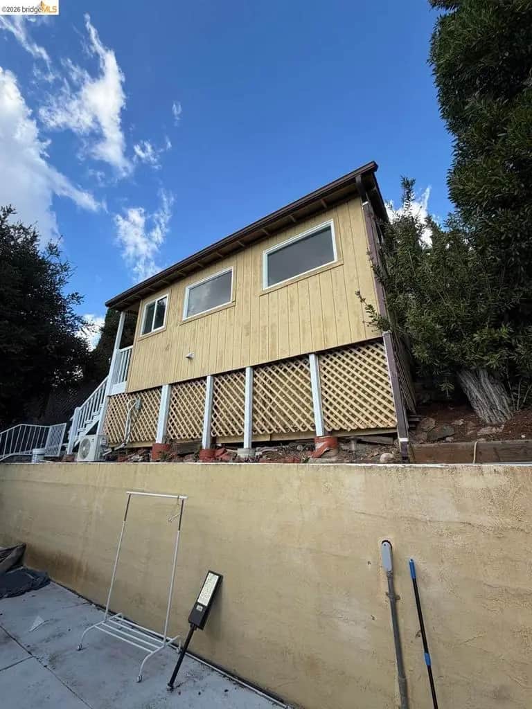 7442 Hillmont Dr., Oakland, CA — listing photo 1