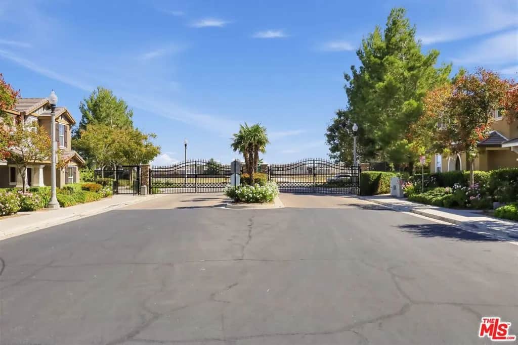 38228 Rioja Court, Palmdale, CA — listing photo 1