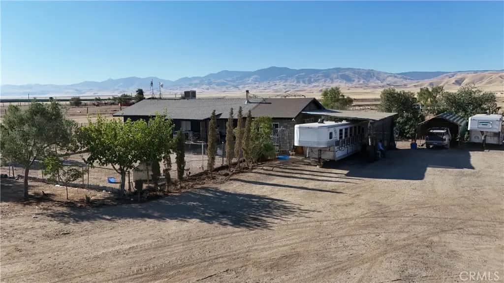 23301 Highway 166, Maricopa, CA — listing photo 1