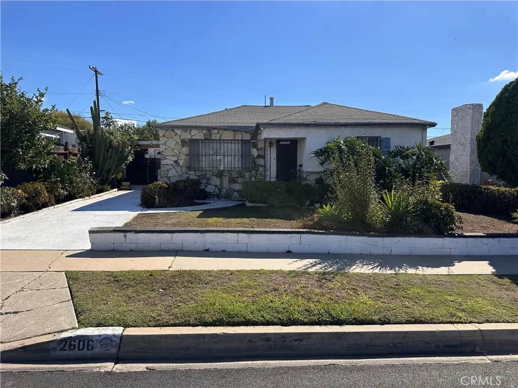 2606 W Claude, Compton, CA — listing photo 1
