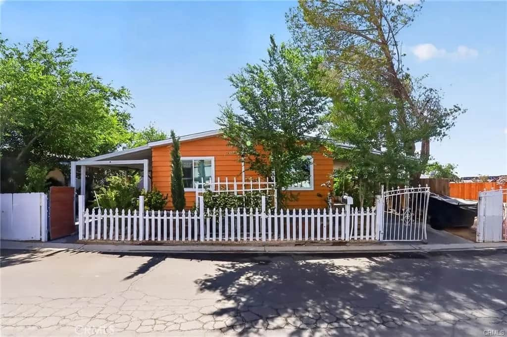 3300 15th Street W 64, Rosamond, CA — listing photo 1