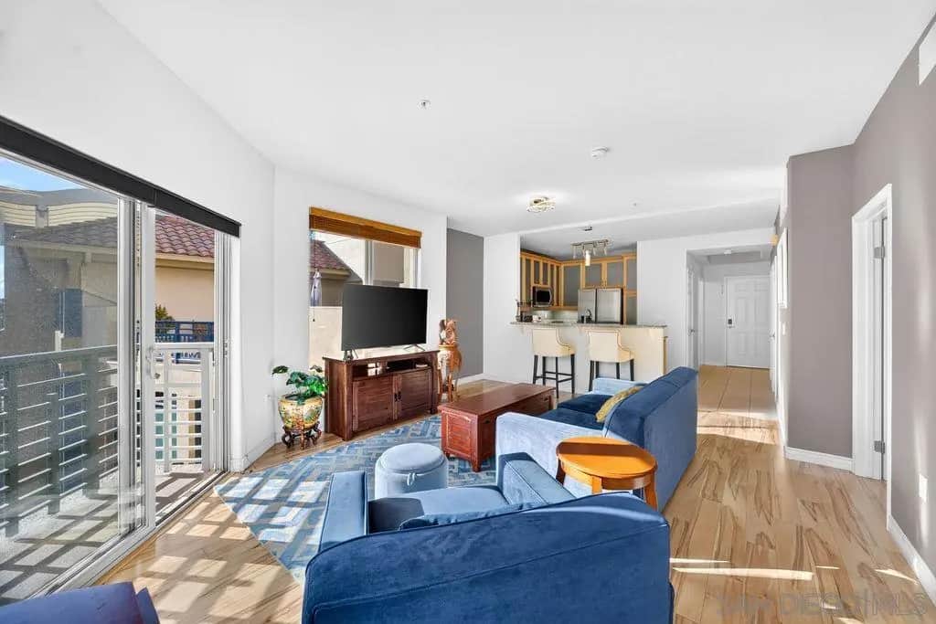 330 J St 605, San Diego, CA — listing photo 1