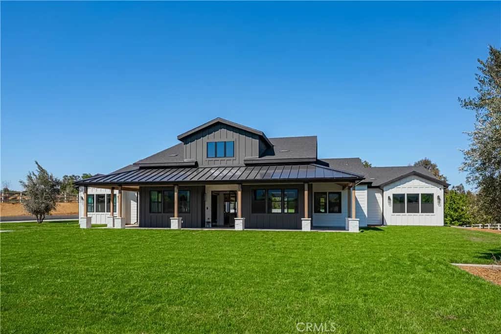 22720 Grand Avenue, Wildomar, CA — listing photo 1