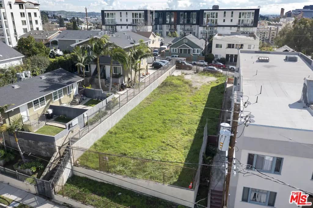 330 N Bixel Street, Los Angeles, CA — listing photo 1