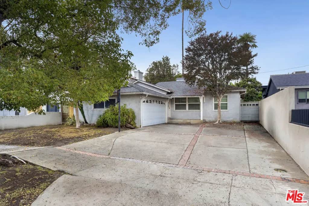 14555 Morrison Street, Sherman Oaks, CA — listing photo 1
