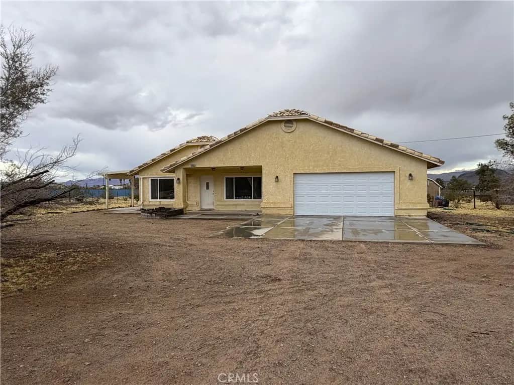 35805 Lakeview Street, Yermo, CA — listing photo 1