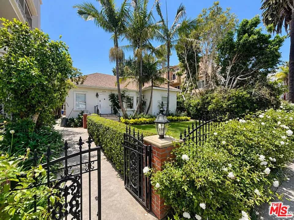 1030 4th A, Santa Monica, CA — listing photo 1