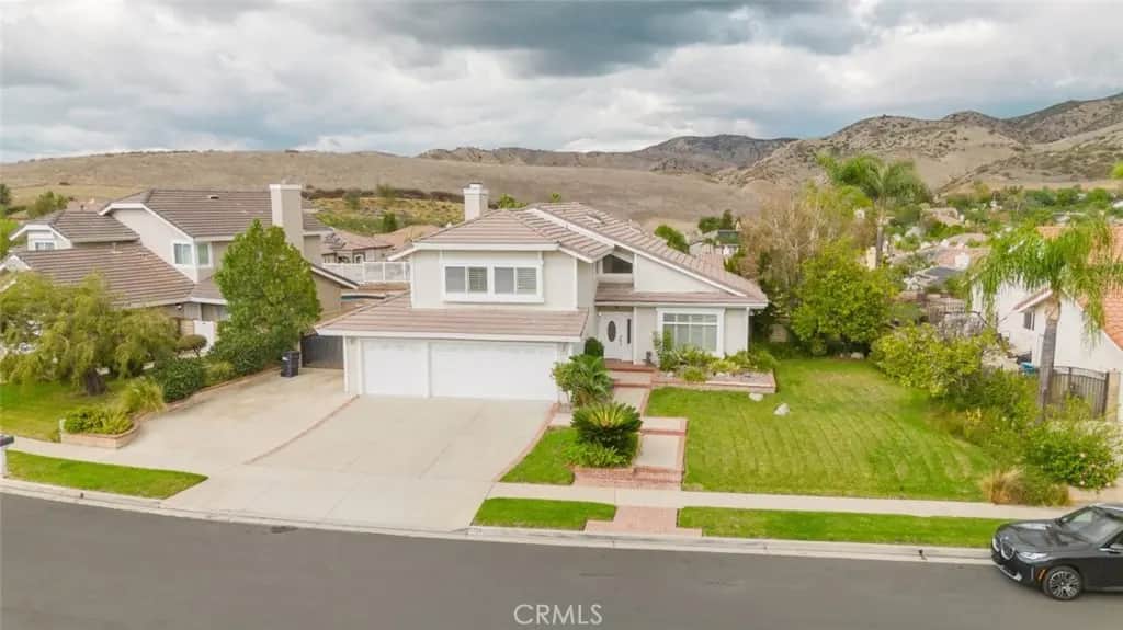 3356 Crazy Horse Drive, Simi Valley, CA — listing photo 1