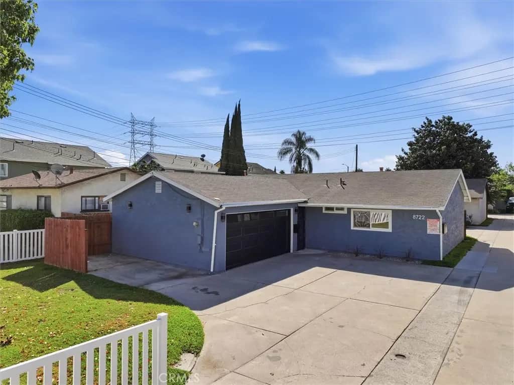 8722 Rose St, Bellflower, CA — listing photo 1