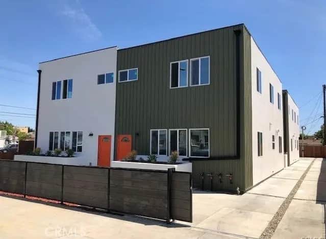800 1/2 W 65th, Los Angeles, CA — listing photo 1