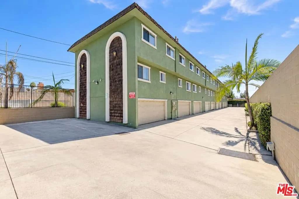 9214 1/4 Palm Street, Bellflower, CA — listing photo 1