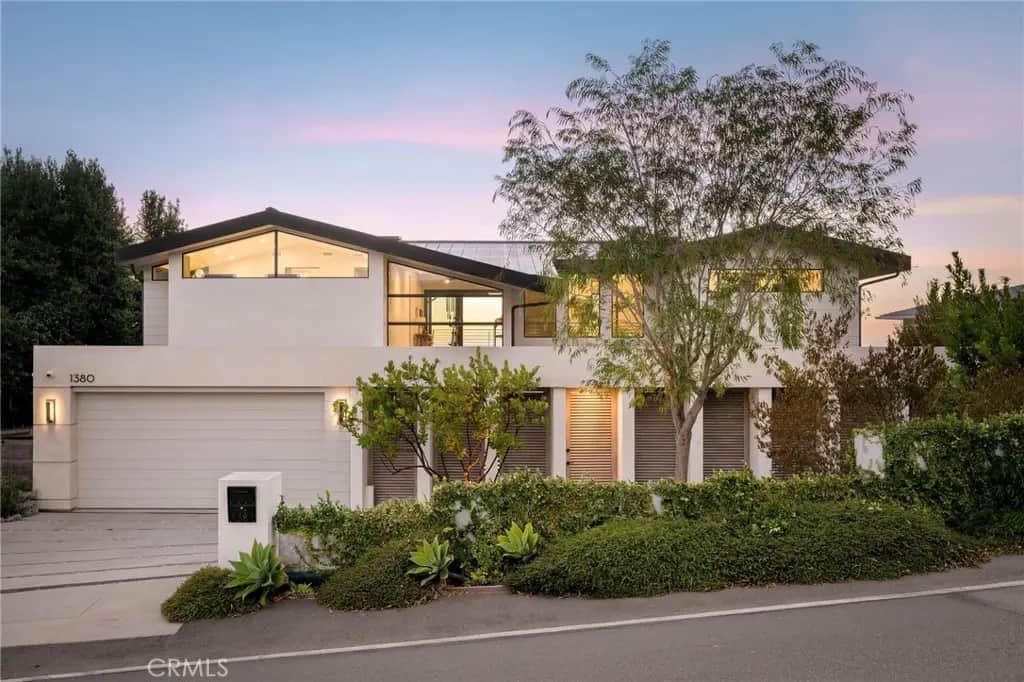1380 Temple Hills, Laguna Beach, CA — listing photo 1