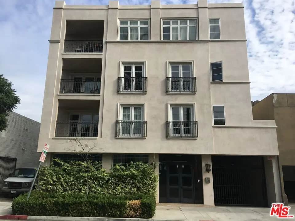 146 N CLARK Drive 2A, West Hollywood, CA — listing photo 1